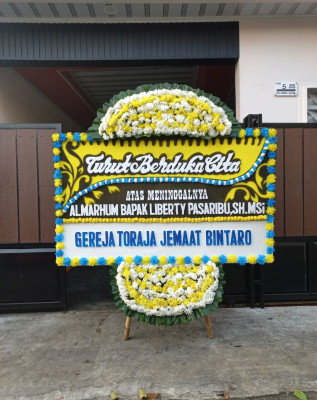 Papan Bunga Duka di Kartasura