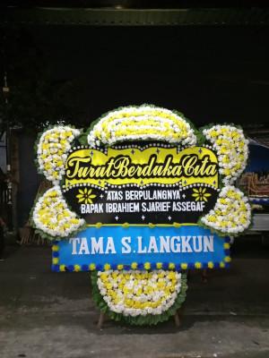 Papan Bunga Duka di Kartasura